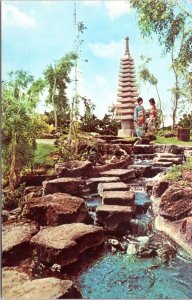 Postcard Hawaii Honolulu - The Pagoda Hotel - stepping stones to pagoda