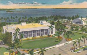 Florida Miami Memorial Library