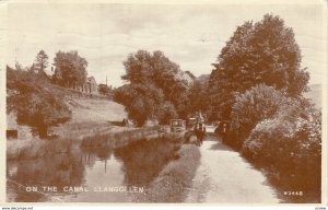 On the canal , LLANGOLLEN , Wales , UK , 1955