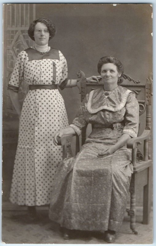 x6 LOT 1910s Women Pair Portrait RPPC Family Sibling Friend Lady Girl Photo A176