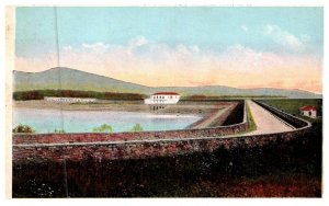 New York  Catskills, Road top of Ashokan Dam and Gate Chamber