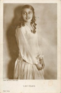 Movie film cinema star postcard beauty actress - Lien Dyers