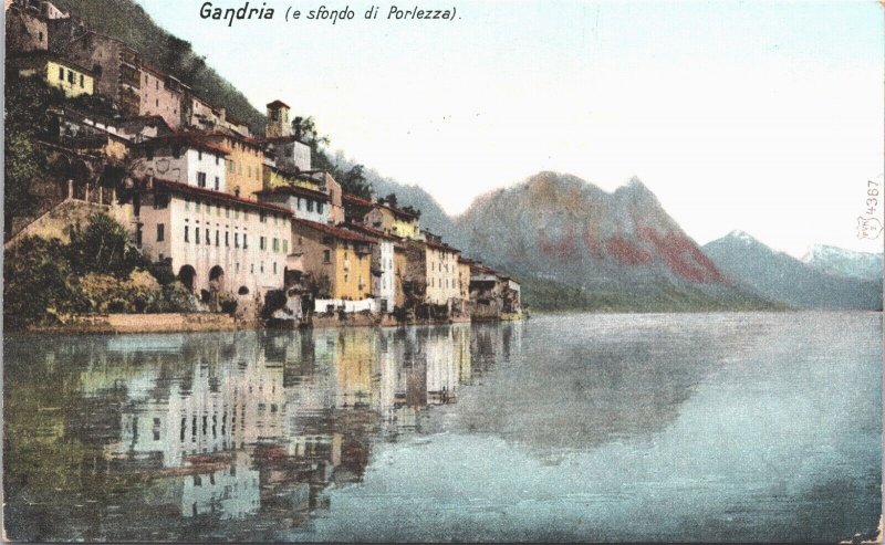 Italy Gandria E sfondo di Portlezza Vintage Postcard 03.19