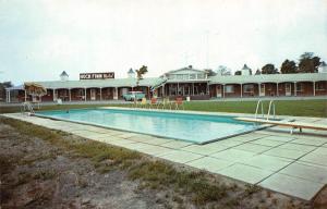 HORSEHEADS, NY New York HUCK FINN MOTEL Pool~50's Car CHEMUNG CO Chrome Postcard