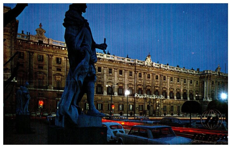 Iberia Lineas Aereas De Espana Oriente Square in Madrid Airplane Postcard