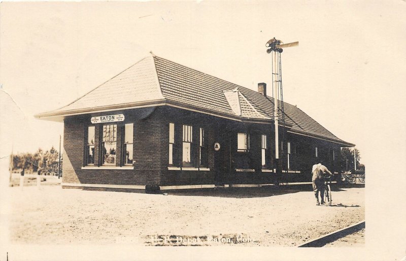 J5/ Eaton Colorado RPPC Postcard c1910 U.P. Railroad Depot Station  21