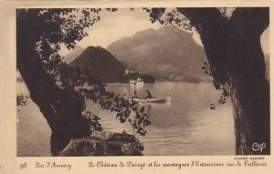 France Annecy Le Chateau de Duingt et les montagnes d'Entrevernes vus de...