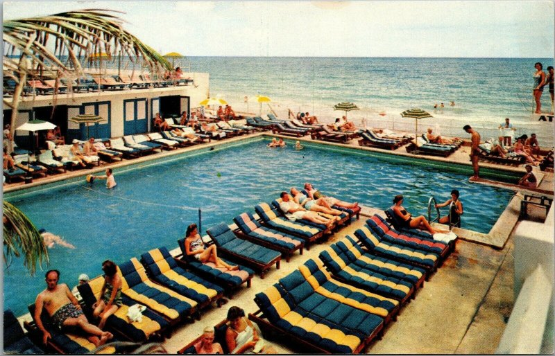 Vtg Miami Beach Florida FL Atlantic Towers Hotel Swimming Pool Poolside Postcard