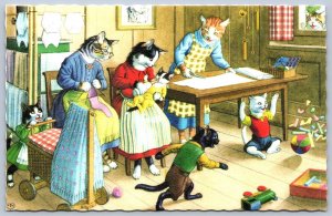 K48/ Mainzer Dressed Cat Cats Hartung c50s Postcard Comic L.I. Babysitting 215
