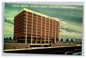 Vintage 1960's Advertising Postcard Old Kent Bank & Trust Grand Rapids MI