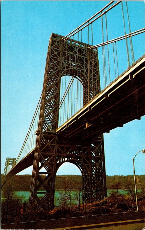 George Washington Bridge New York City New York Downtown Chrome Postcard 