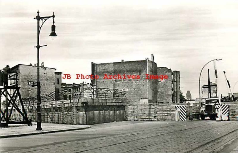 Germany, Berlin, Photo, Heinrich-Heine Street, Berlin Wall Entrance