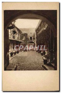 Postcard Old Hostellerie de la Poste Avallon at