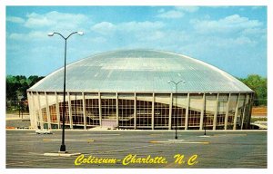 Postcard BUILDING SCENE Charlotte North Carolina NC AQ5406