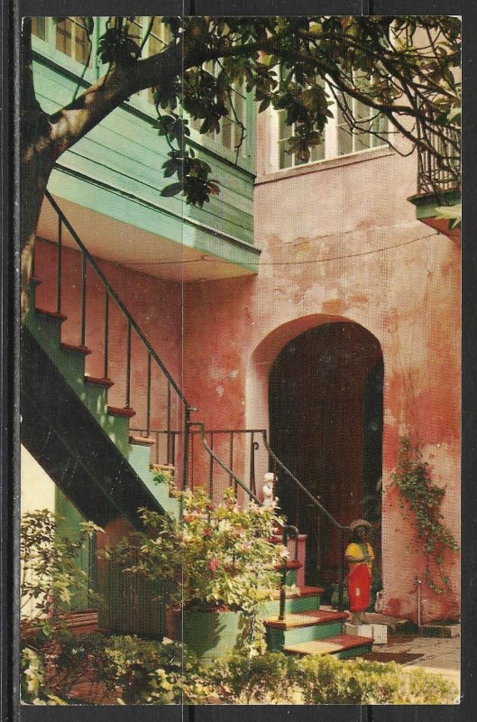 Louisiana, New Orleans - Maison Montegut Courtyard - [LA-036]