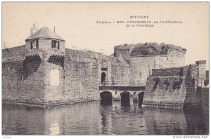 BRETAGNE, France; Finistere, 809 Concarneau, les Fortifications de la Ville C...