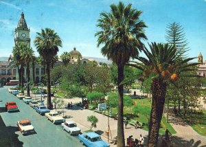 VINTAGE CONTINENTAL SIZE POSTCARD 1970s STREET SCENE COCHABAMBA BOLIVIA