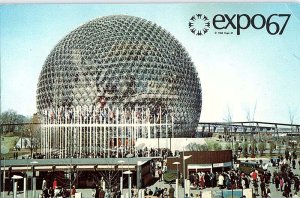 Postcard BUILDING SCENE Montreal Quebec QC AJ1281