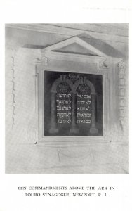 Vintage Postcard 1920's Ten Commandments Above The Ark Newport Rhode Island