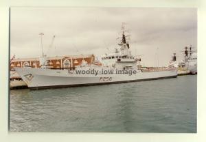 na0374 - Royal Navy Warship - HMS Leeds Castle - photograph 6x4