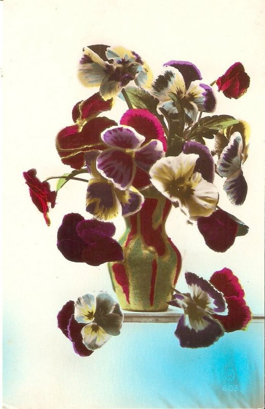 Beautiful flowers in a vase  Nice old vintage Spanish  postcard