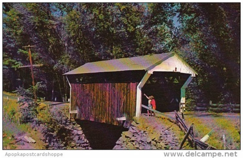 Shown Here Is New Hampshires Smallest Covered Bridge Longdon New Hampshire