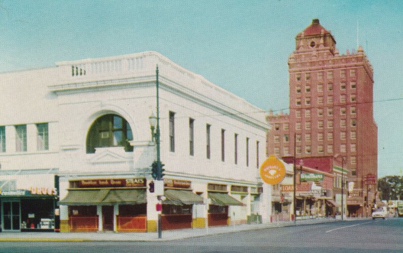 WALLA WALLA, Washington, 1940-1960s; Street Scene