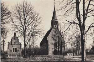 Netherlands Schoorl Oude Raadhuis En Kerk Vintage Postcard C080