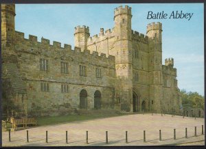 Sussex Postcard - The Abbey Gate, Battle     LC3412 