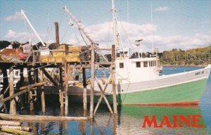 Maine South Bristol FIshing Boat Being Unloaded