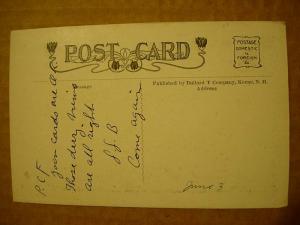 pre-1920 postcard Keene NH Post Office black&white z0373