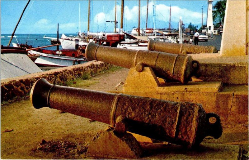 Maui, HI Hawaii LAHAINA YACHT HARBOR Old Cannons/Boats ca1960's Chrome Postcard