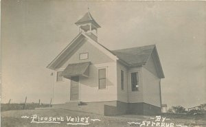 Postcard c1910 Kansas Pleasant Valley School House Cowley RPPC Strague  22-12065