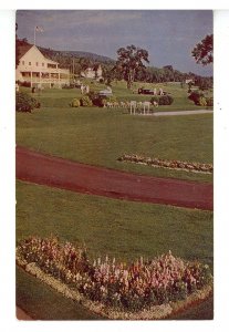 NH - Jefferson. The Waumbek Golf Club, Main Building ca 1953