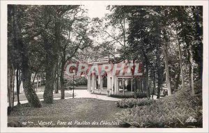 Postcard Moderne Vichy Park and Pavilion Celestins