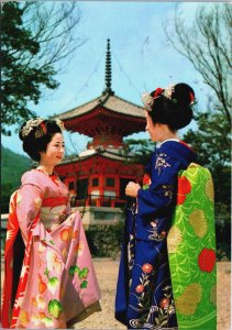 Japan Maiko Or Dancing Girls Of Japan Daikakuji Temple Kyoto Postcard BS26