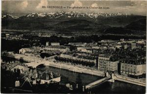 CPA GRENOBLE - Vue générale et la Chaine des Alpes (654957)