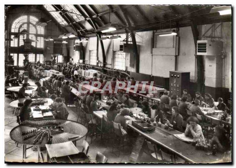 Modern Postcard The Benedictine Fecamp A La Salle D & # 39Etiquetage