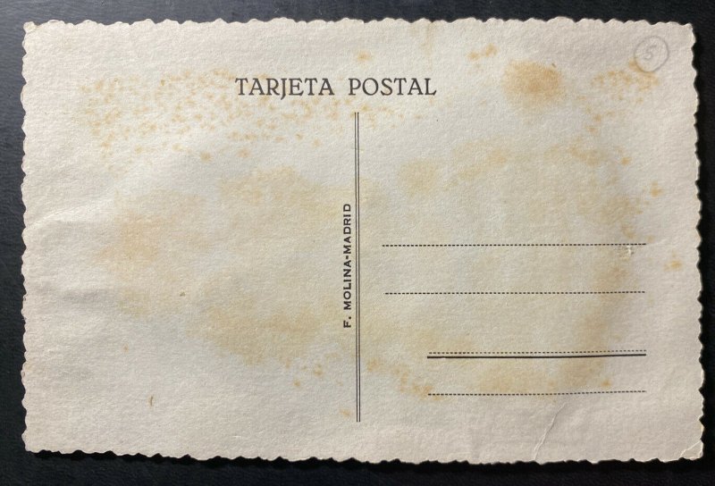 Mint Spain Silk Thread Postcard Costume Series Salamanca