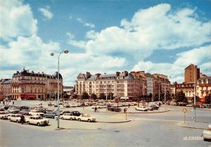 BR54899 La place de la gare et les grands hotels car voiture Rennes france