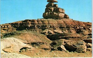 MEXICAN HAT, UT  View of Mexican Hat ROCK  c1950s  San Juan County  Postcard