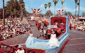 Festival of States Street Parade St Petersburg Florida 1956 postcard