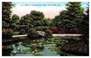 Postcard PARK SCENE Milwaukee Wisconsin WI AT6549