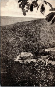 postcard Fayetteville Pennsylvania - Piney Mountain Inn - aerial - Albertype