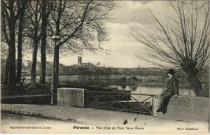 CPA PÉRONNE Vue prise du Pont Saint-Pierre (25276)