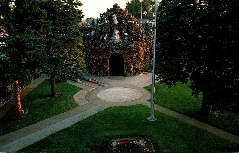 Iowa West Bend Grotto Of The Redemption Beautiful Courtyard