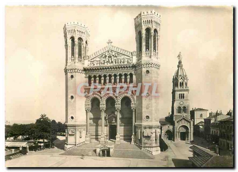 Postcard Modern Lyon Basilica of Our Lady of Fourviere and old chapel