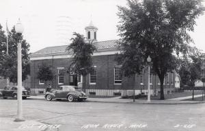 IRON RIVER UPPER PENINSULA MI 1939 USED RPPC POSTCARD POST OFFICE AND CARS