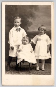 RPPC Salem IA Cute Edwardian Children Thompson Family Iowa c1920 Postcard U30