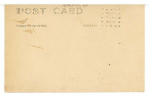 NH - Meredith. Sled Dog Team in Town    *RPPC